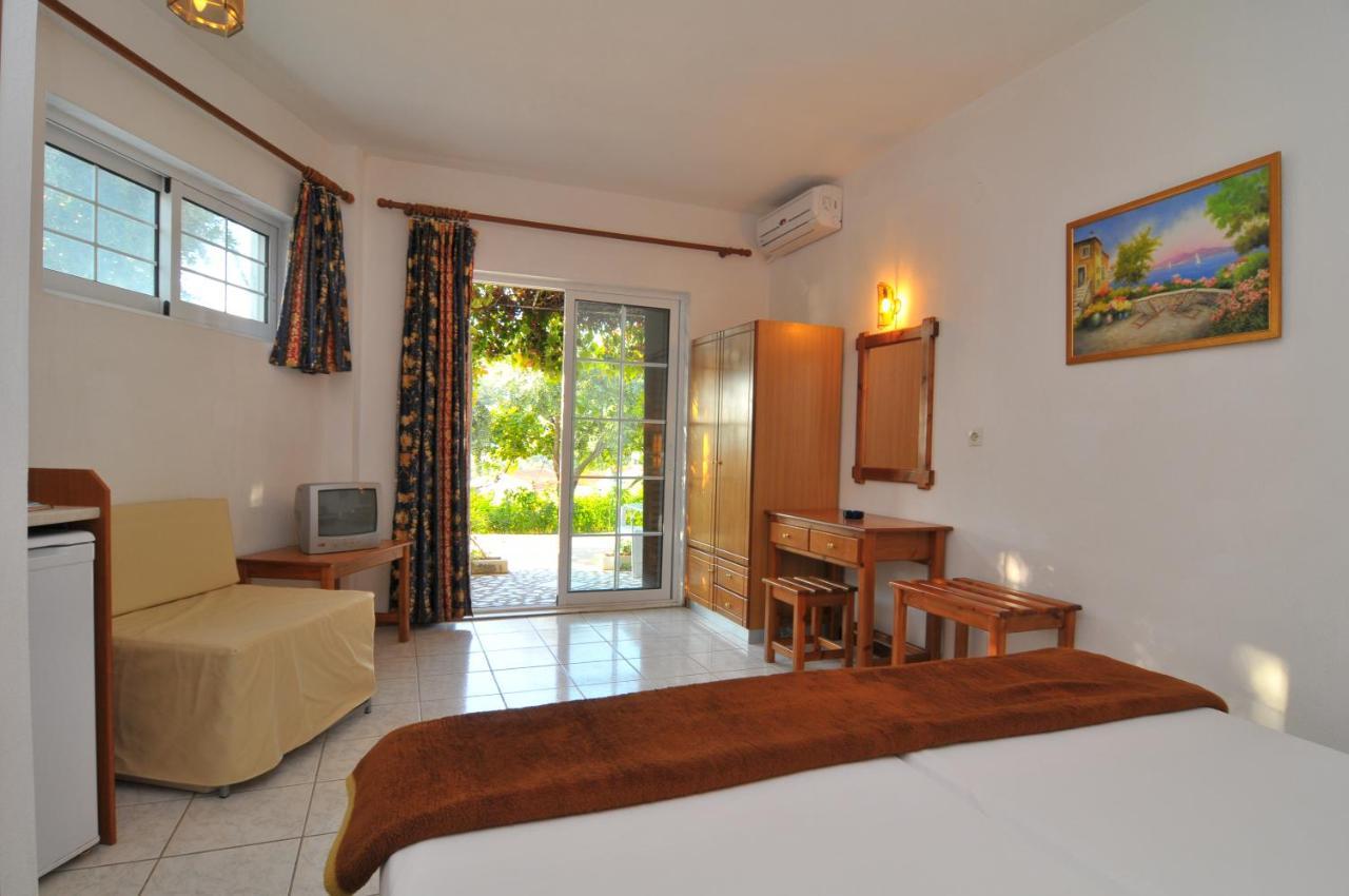 Hotel Emerald Chrysi Ammoudia Ngoại thất bức ảnh